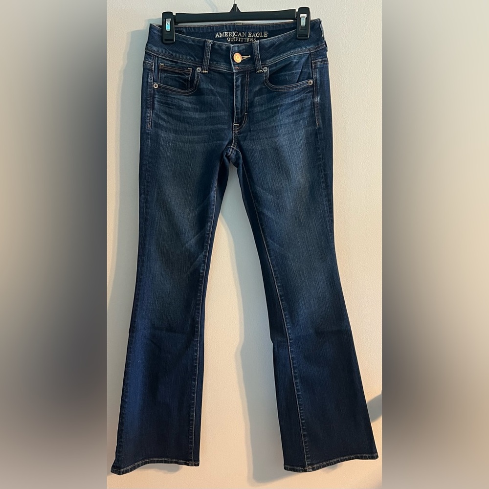 American Eagle Dark Wash Low Rise Super Stretch Kick Boot Jeans